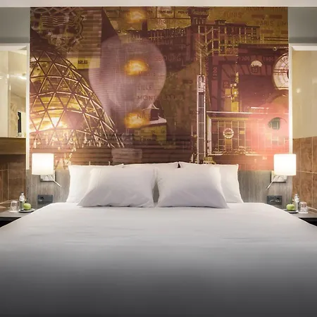 Leonardo Center Former Crown Hotel 4*