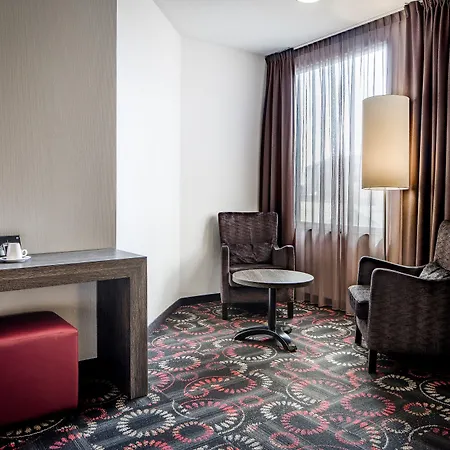 Leonardo Center Hotel