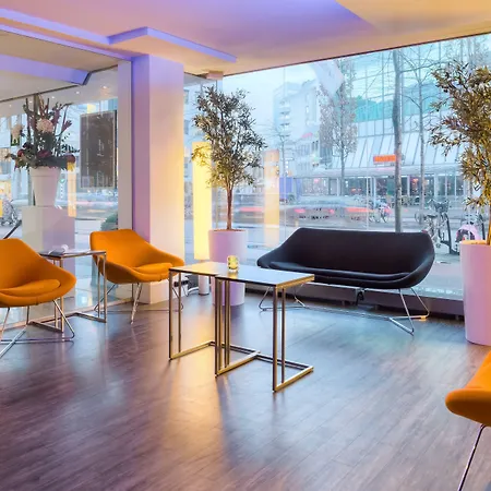 Leonardo Center 4*