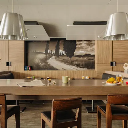 Leonardo Center 4* Eindhoven