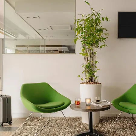 Leonardo Center 4* Eindhove