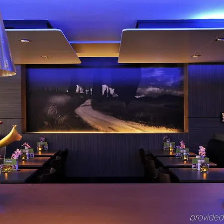 Leonardo Center Hotel 4*