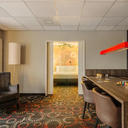 فندق Leonardo Center