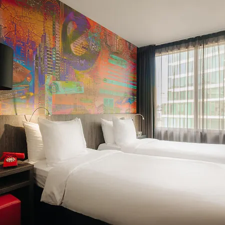 Leonardo Center فندق آيندهوفن